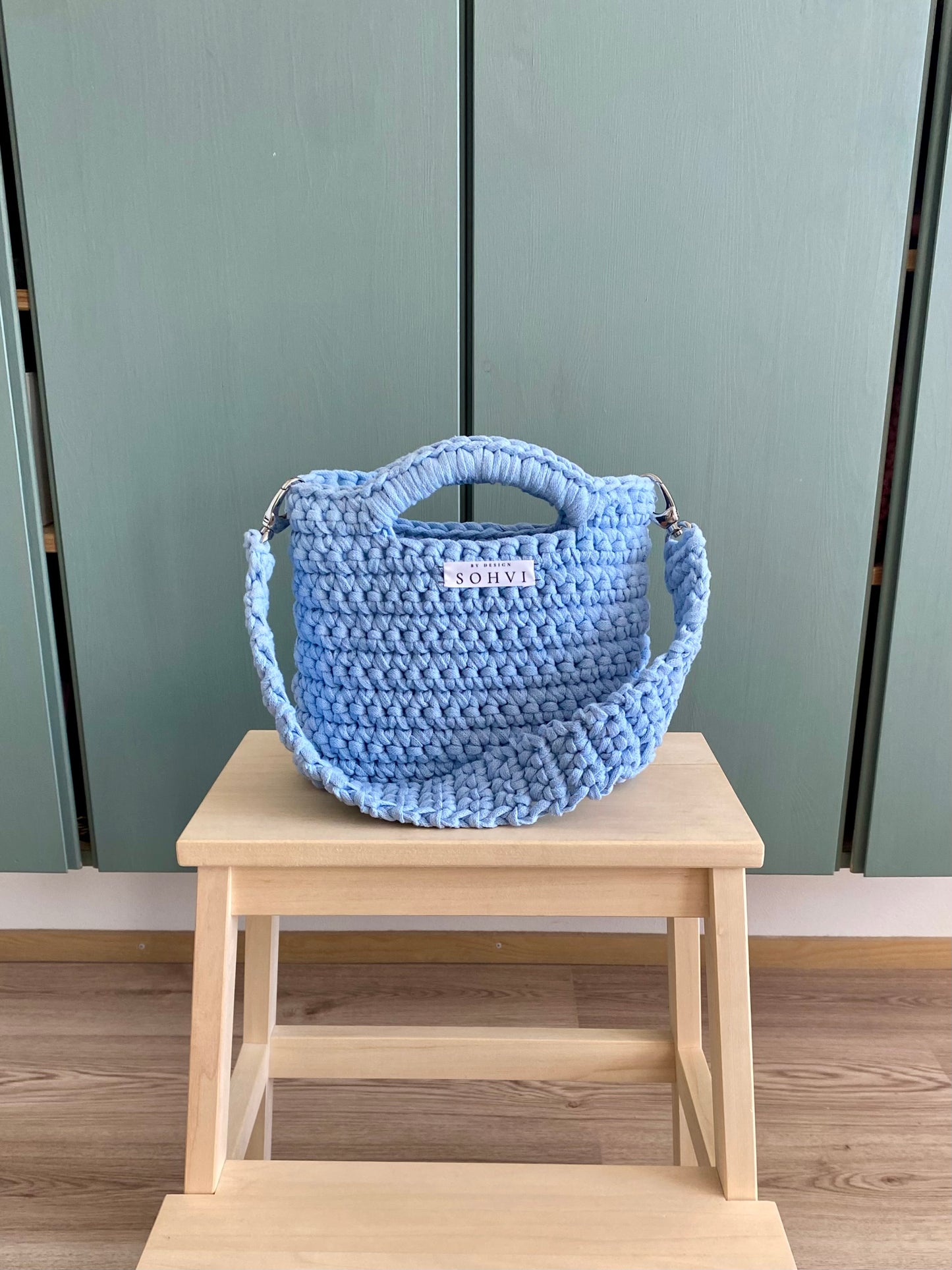 SOHVI-bag olkahihnalla - vaaleansininen