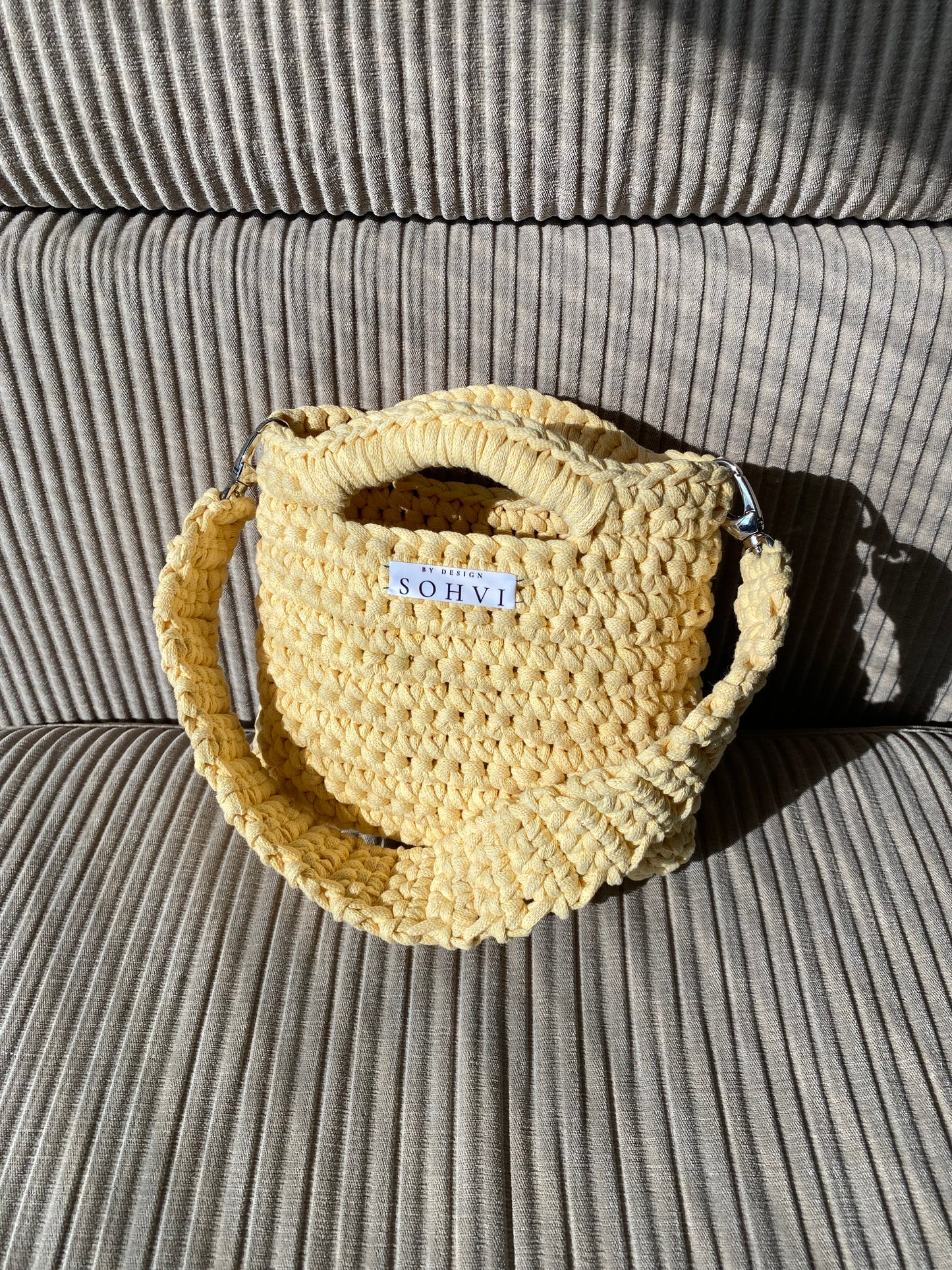 SOHVI-bag olkahihnalla - vaaleankeltainen