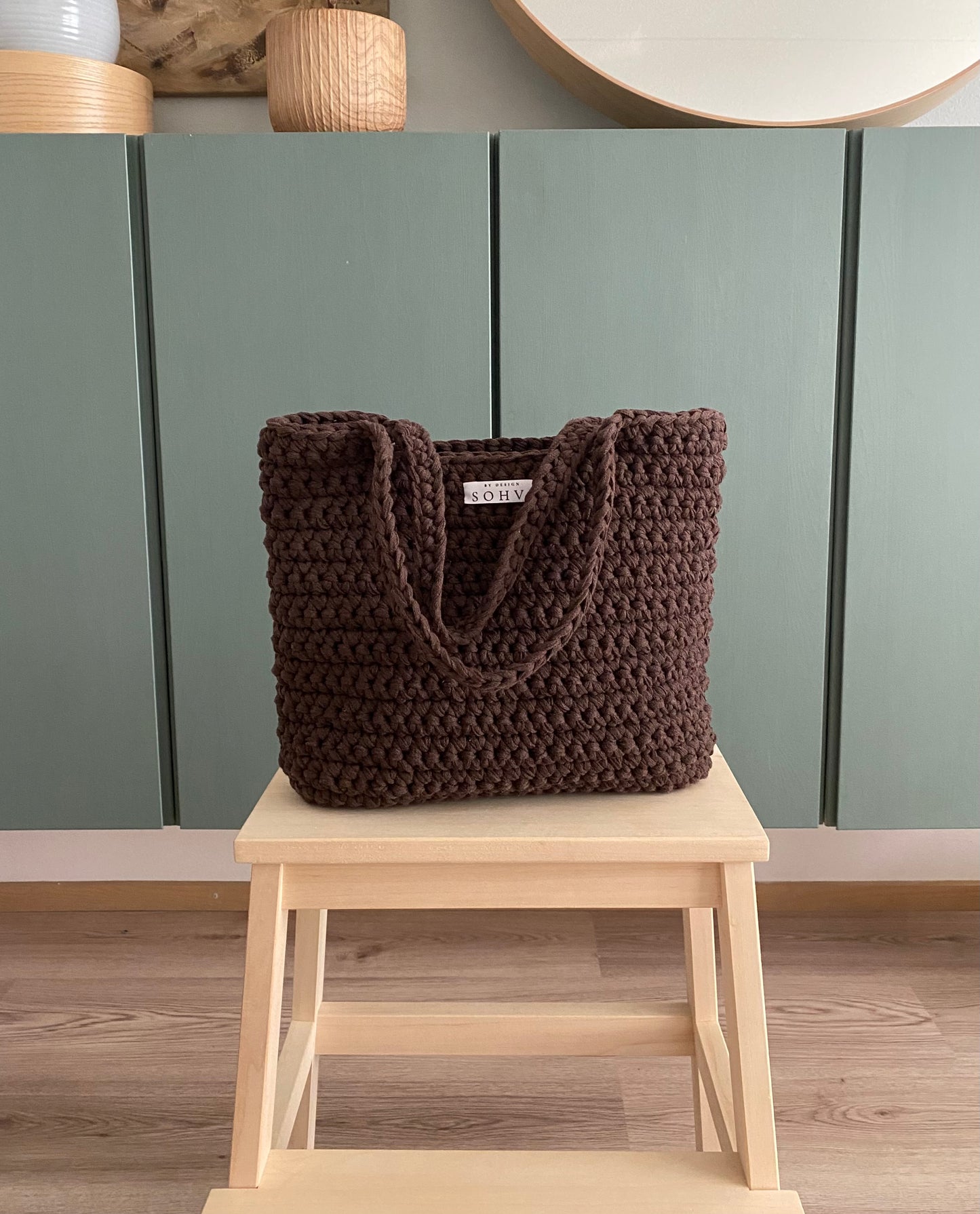 Arki-SOHVI / tummanruskea